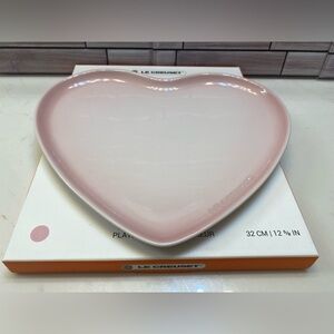 Le Creuset ❤️Heart  Serving Plate large 32cm Shell Pink 1st quality NIB